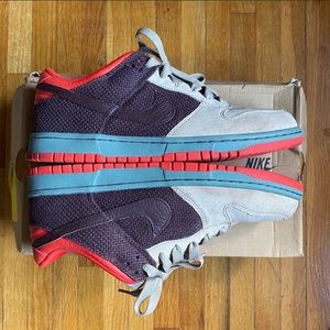 NIKE DUNK LOW (REED/BOULDER)